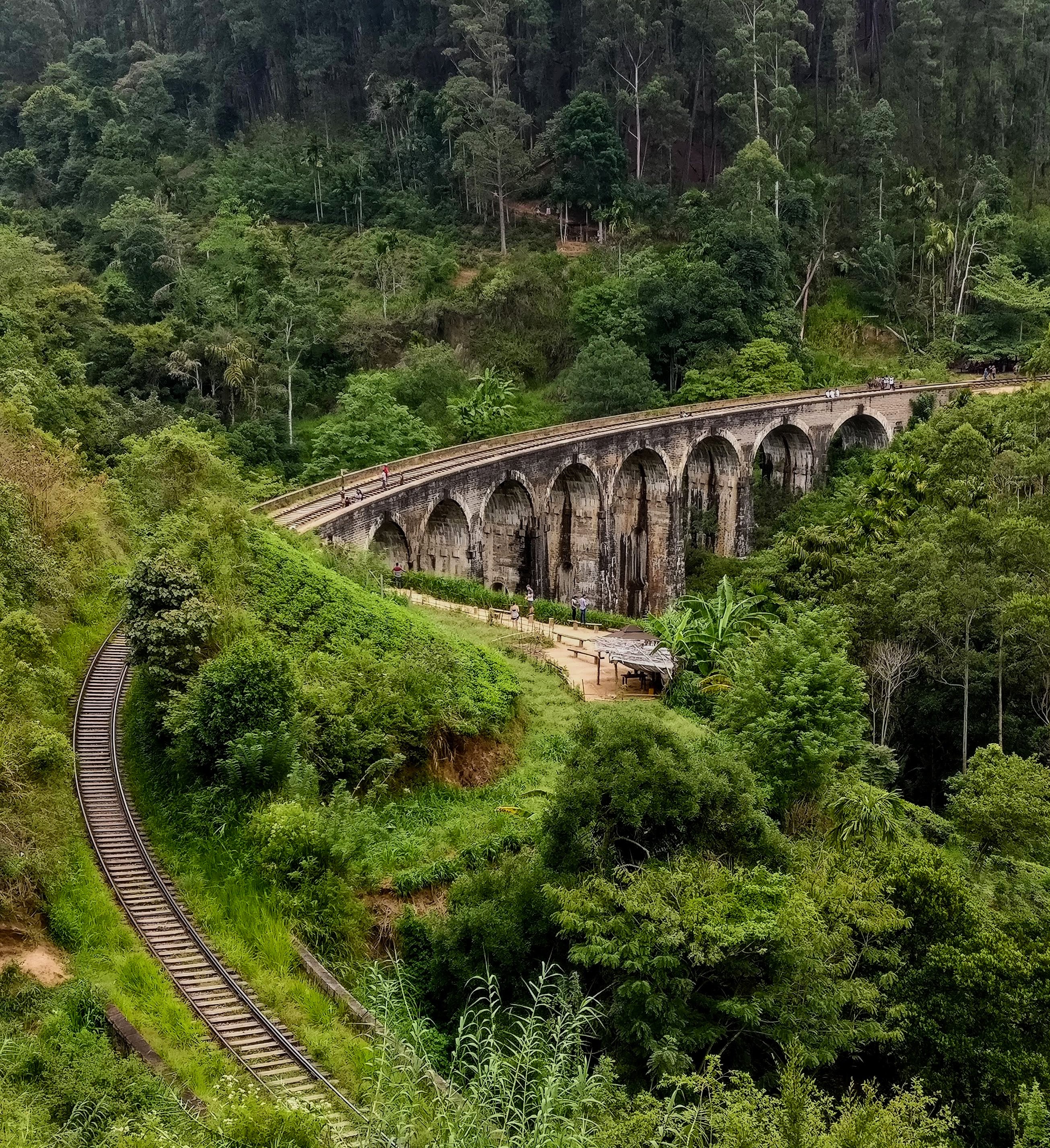 Ella & Nine Arch Bridge